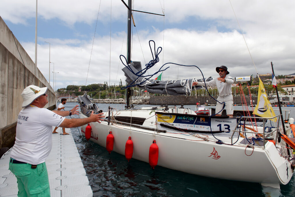 Les premiers concurrents de la Transquadra Madère Martinique sont arrivés la nuit dernière à Funchal à l’issue d’une étape épique. La météo a donné du fil à retordre à